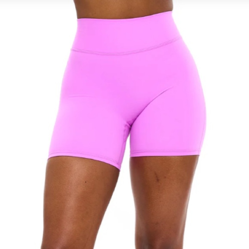 BuffBunny Legacy Shorts - Picture 5 of 12